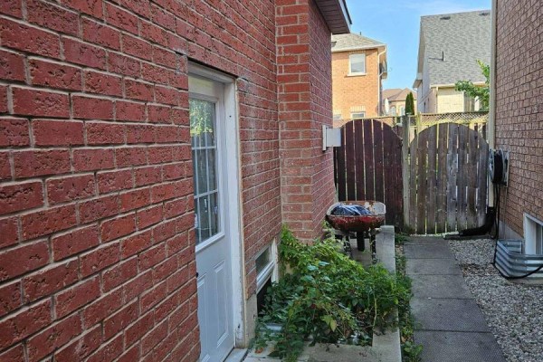 Bedroom - Bsmt - 73 Orchid Drive, Brampton, ON L7A2C4 Photo 3