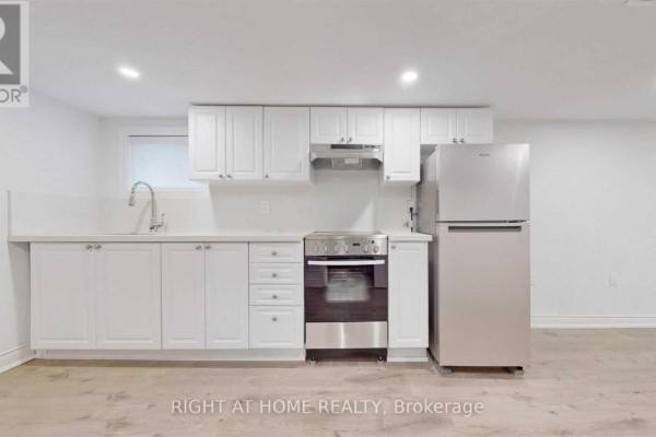 Bsmt - 8 Airley Crescent, Toronto, ON M4J4H6 Photo 5