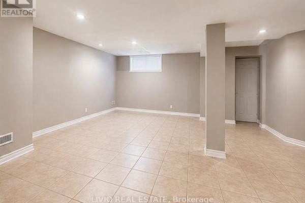 Bsmt - 8 Janray Drive, Toronto, ON M1G1Y1 Photo 4