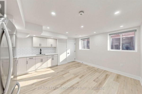 Bsmt - 848 Sumac Crescent, Milton, ON L9E1R8 Photo 5