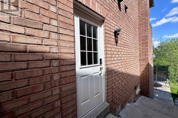Bsmt - 91 Greenbank Drive, Richmond Hill, ON L4E4C7 Photo 3