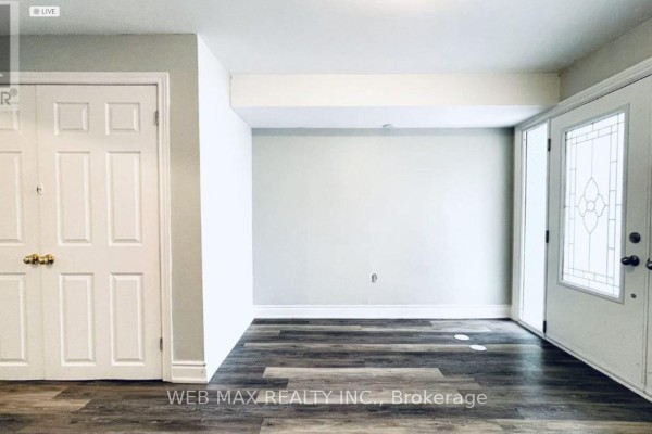 Kitchen - Bsmt - 92 Spencer Avenue, Toronto, ON M6K2J6 Photo 3