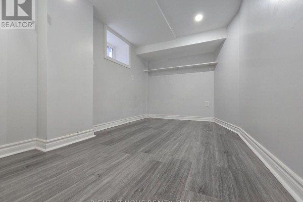 Bsmt - 984 Ossington Avenue, Toronto, ON M6G3V6 Photo 3