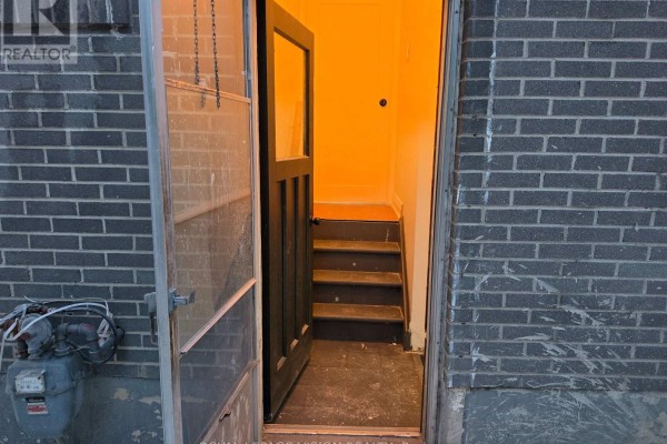 Bsmt 1 - 706 Leaside Street, Pickering, ON L1W2X1 Photo 4