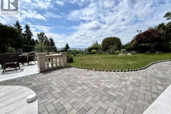Bsmt 1310 Tyrol Road, West Vancouver, BC V7S2L6 Photo 3