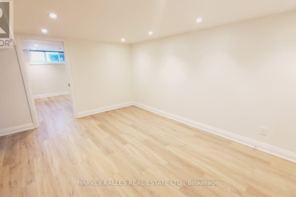 Bsmt 2 - 550 Glencairn Avenue, Toronto, ON, photo 3