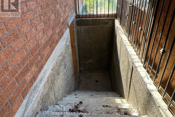 Bsmt 50 Coppard Ave, Markham, ON L3S2N3 Photo 5