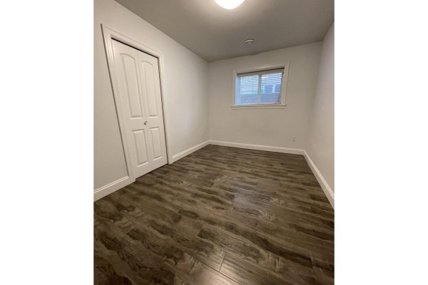Bsmt 7333 194 Street, Surrey, BC V4N5Y1 Photo 5