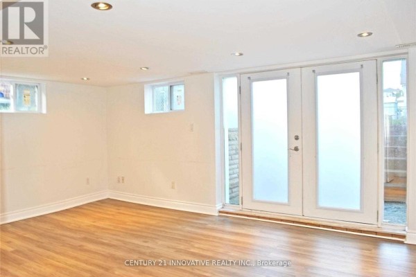 Bsmt Studio Space - 985 Victoria Park Avenue, Toronto, ON M4B2J4 Photo 2