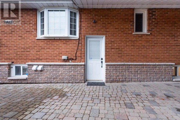 Bsmt. - 1145 Ridgecrest Avenue, Oshawa, ON L1H1V3 Photo 5