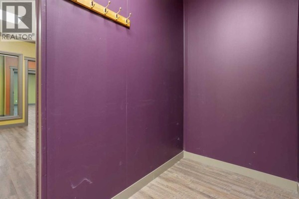 Bsmta, 5051 50 Street, Camrose, AB, photo 3