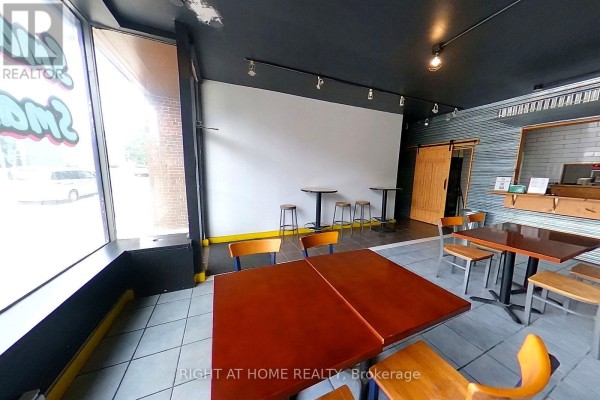 C - 2889 St Clair Avenue E, Toronto, ON M4B1N5 Photo 5