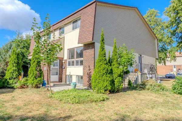 C - 37 Forester Crescent, Ottawa
