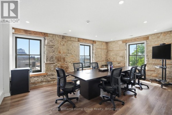 C - 49 Norfolk Street, Guelph, ON, photo 2