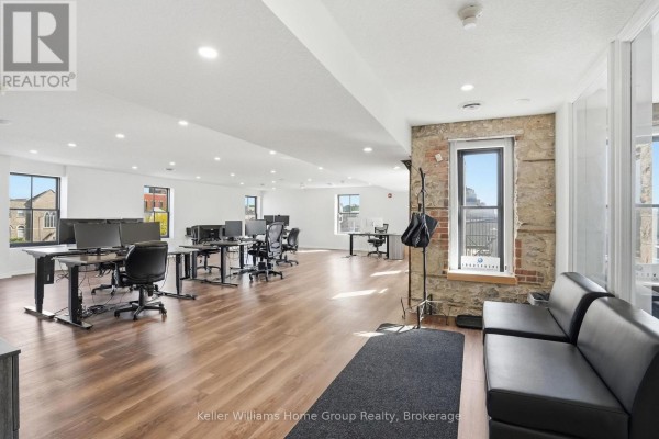 C - 49 Norfolk Street, Guelph, ON N1H4J1 Photo 5