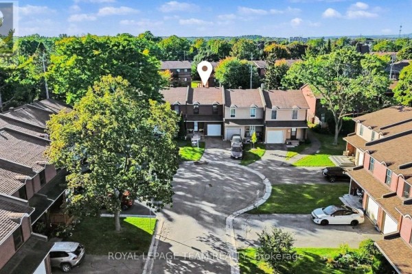 Kitchen - C - 8 Arnold Drive, Ottawa, ON K2H6V9 Photo 3