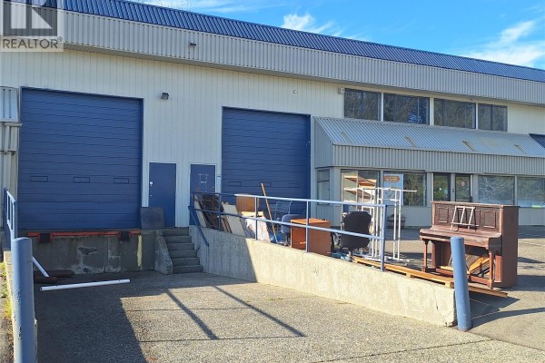 C 690 Comox Rd, Nanaimo, BC, photo 2