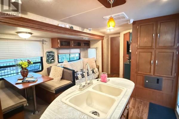 Bathroom - C 8 - 7489 Sideroad 5 E, Wellington North, ON N0G2L0 Photo 4
