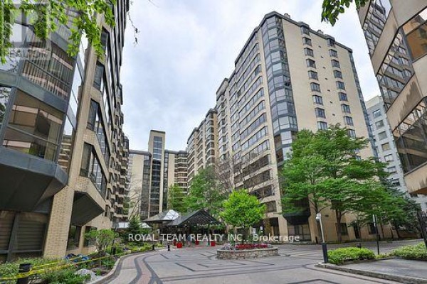 C-ph 10 - 211 Saint Patrick Street S, Toronto