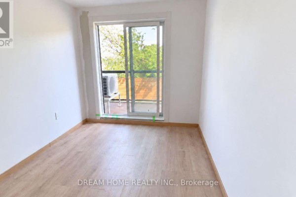 Bathroom - C2-203 - 3427 Sheppard Avenue E, Toronto, ON M1T0C5 Photo 4
