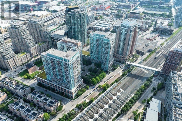 C20 - 100 Western Battery Rd Parking Spot, Toronto, ON M6K3S2 Photo 4