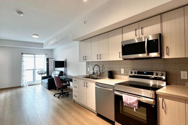 Bathroom - C3-207 - 3425 Sheppard Avenue E, Toronto, ON M1T0C5 Photo 4