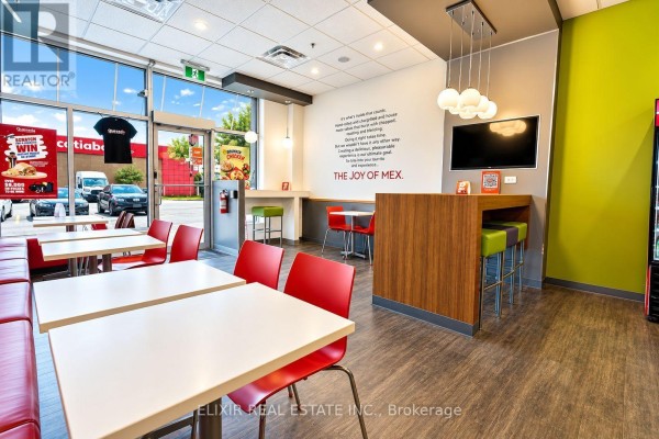 C410 - 80 Dundas Street E, Hamilton, ON L0R2H2 Photo 4