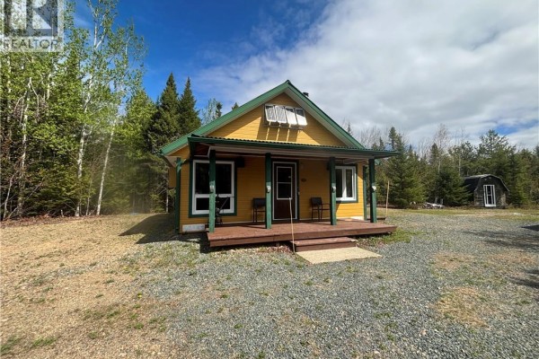Camp Rue De La Gare, Pointe Verte, NB, photo 2