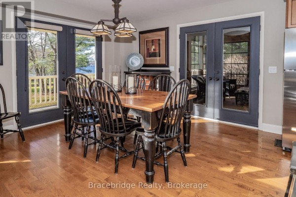 Carling 4 W9 - 3876 Muskoka Rd 118 Highway W, Muskoka Lakes, ON P0B1J0 Photo 5