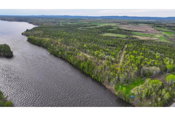 Ch. Allard, L Isle Aux Allumettes, QC J0X1M0 Photo 5