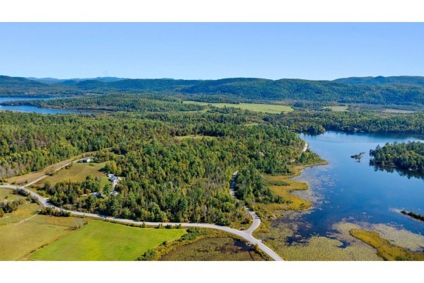 Ch. Du Lac-vert, Lac Sainte Marie, QC J0X1Z0 Photo 3
