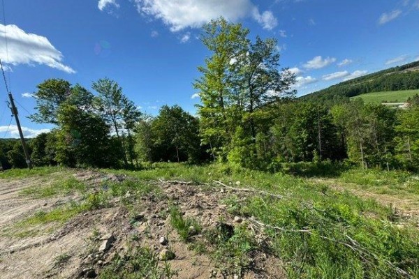 Ch. Germain, #8, Saint Aime Du Lac Des Iles, QC J0W1J0 Photo 2