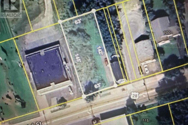 Close-up aerial view of the property boundaries and adjacent lots. - Commercial St Dominion Land, Dominion