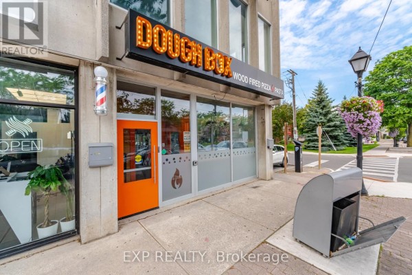 Corner - 230 Lakeshore Road E, Mississauga, ON L5G1G7 Photo 4