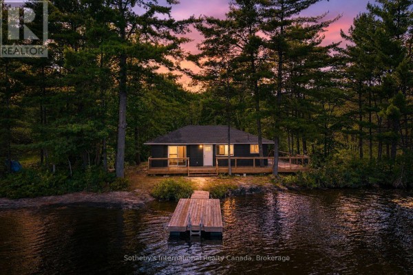 Cottage - 1055 West Bank Drive, Gravenhurst, ON P0E1G0 Photo 2