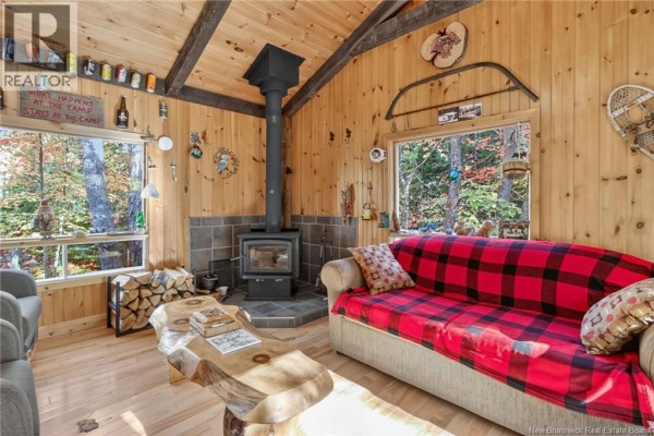 Living room - Cottages + Lot Rte 515, Sainte Marie De Kent, NB E4S2G4 Photo 5