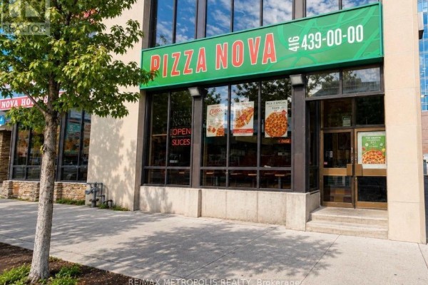 D - 267 College Street, Toronto