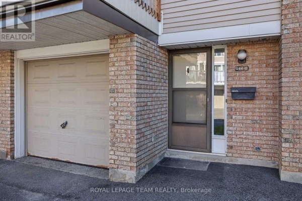 Living room - D - 284 Dalehurst Drive, Ottawa, ON K2G4J5 Photo 3