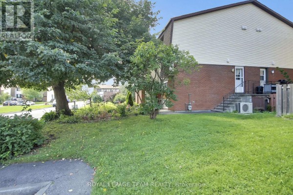 Primary Bedroom - D - 31 Woodvale Green Street, Ottawa, ON K2G4H3 Photo 2