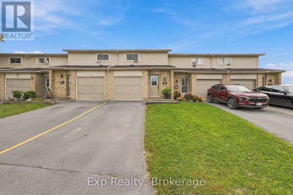 Living room - D - 50 Cascade Boulevard, Belleville, ON K8P4W1 Photo 3