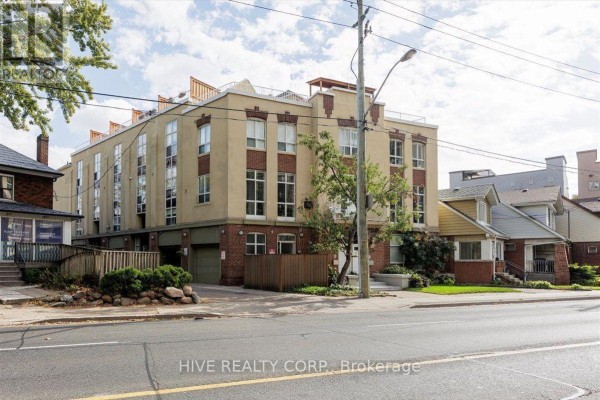 D - 957 Broadview Avenue, Toronto, ON, photo 3
