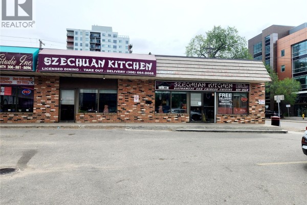 D & E 835 Broadway Avenue, Saskatoon, SK S7N1B5 Photo 4