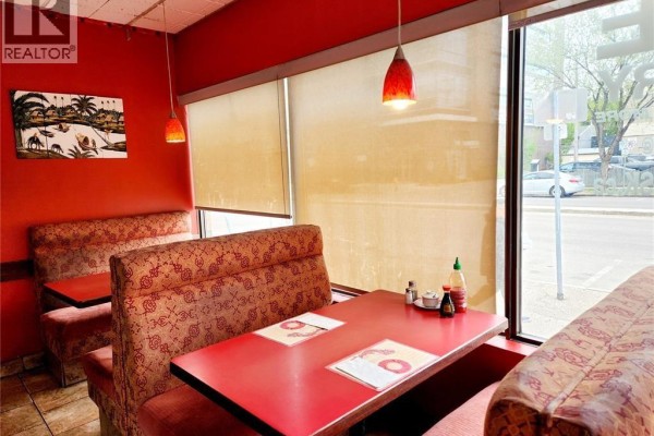 D & E 835 Broadway Avenue, Saskatoon, SK S7N1B5 Photo 5