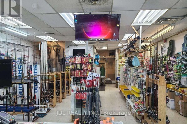 D2 - 4221 Sheppard Avenue E, Toronto, ON M1S5H5 Photo 5