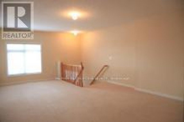Living room - D22 - 619 Wild Ginger Avenue, Waterloo, ON N2V2X1 Photo 2
