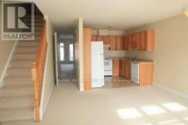 Kitchen - D22 - 619 Wild Ginger Avenue, Waterloo, ON N2V2X1 Photo 4
