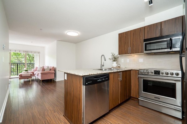 D311 8929 202 Street, Langley, BC V1M0B4 Photo 4