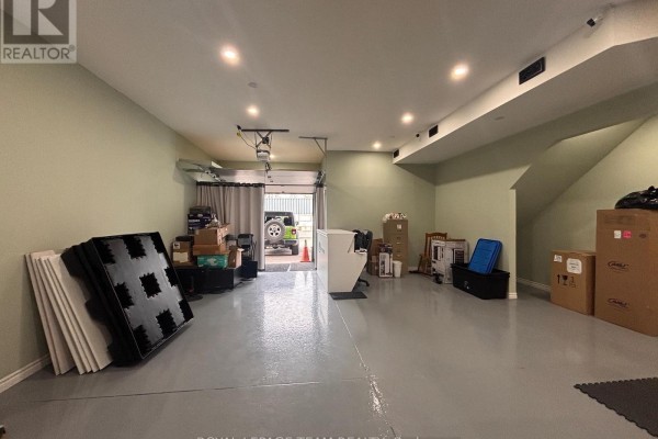 D6 - 2285 St Laurent Boulevard, Ottawa, ON, photo 2