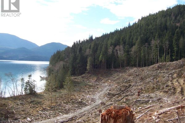 Dl 704 Bessborough Bay, Kelsey Bay, BC V0P0A5 Photo 2