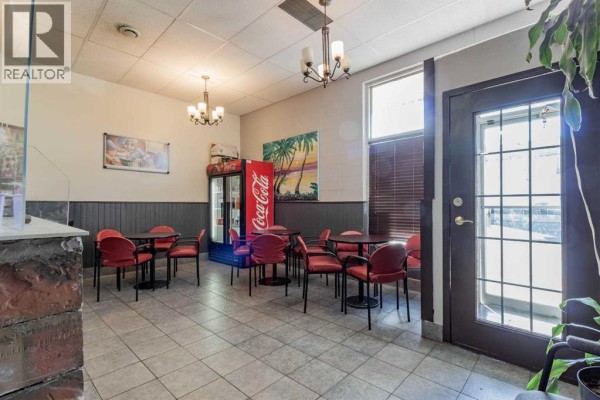 E, 303 Southridge Drive Se, Medicine Hat, AB T1B3S1 Photo 4